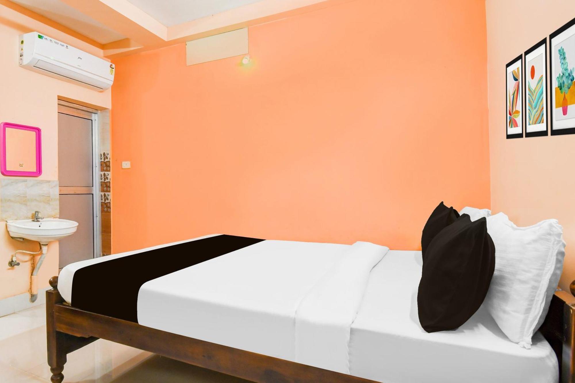פורי Super Hotel O Dakshin Dwar Formerly Radha Krishna Niwas מראה חיצוני תמונה