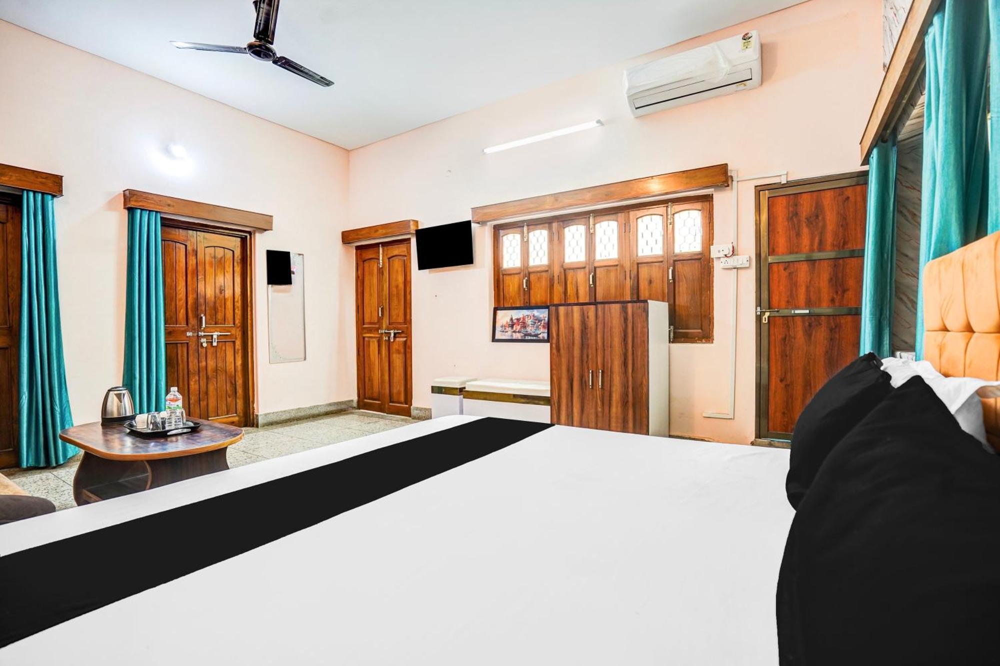 פורי Super Hotel O Dakshin Dwar Formerly Radha Krishna Niwas מראה חיצוני תמונה